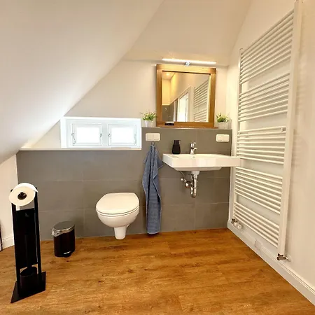 Kaepitaenshaus Zum Pluemper Apartament *