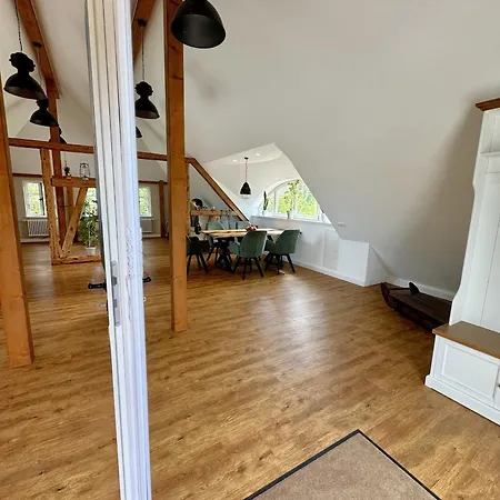 Kaepitaenshaus Zum Pluemper Apartament *
