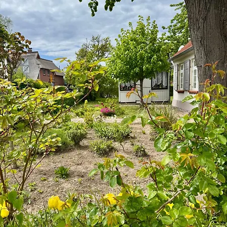 Kaepitaenshaus Zum Pluemper